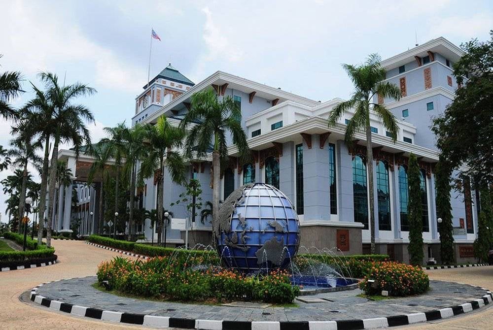 Wisma Putra Sahkan Rakyat Malaysia di Iran Selamat, Aktifkan Bilik Gerakan