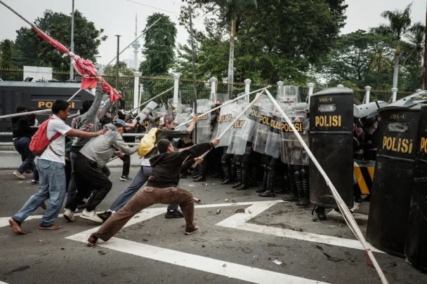 Polis Dakwa Peserta Demonstrasi di Jakarta Dibayar Sertai Rusuhan